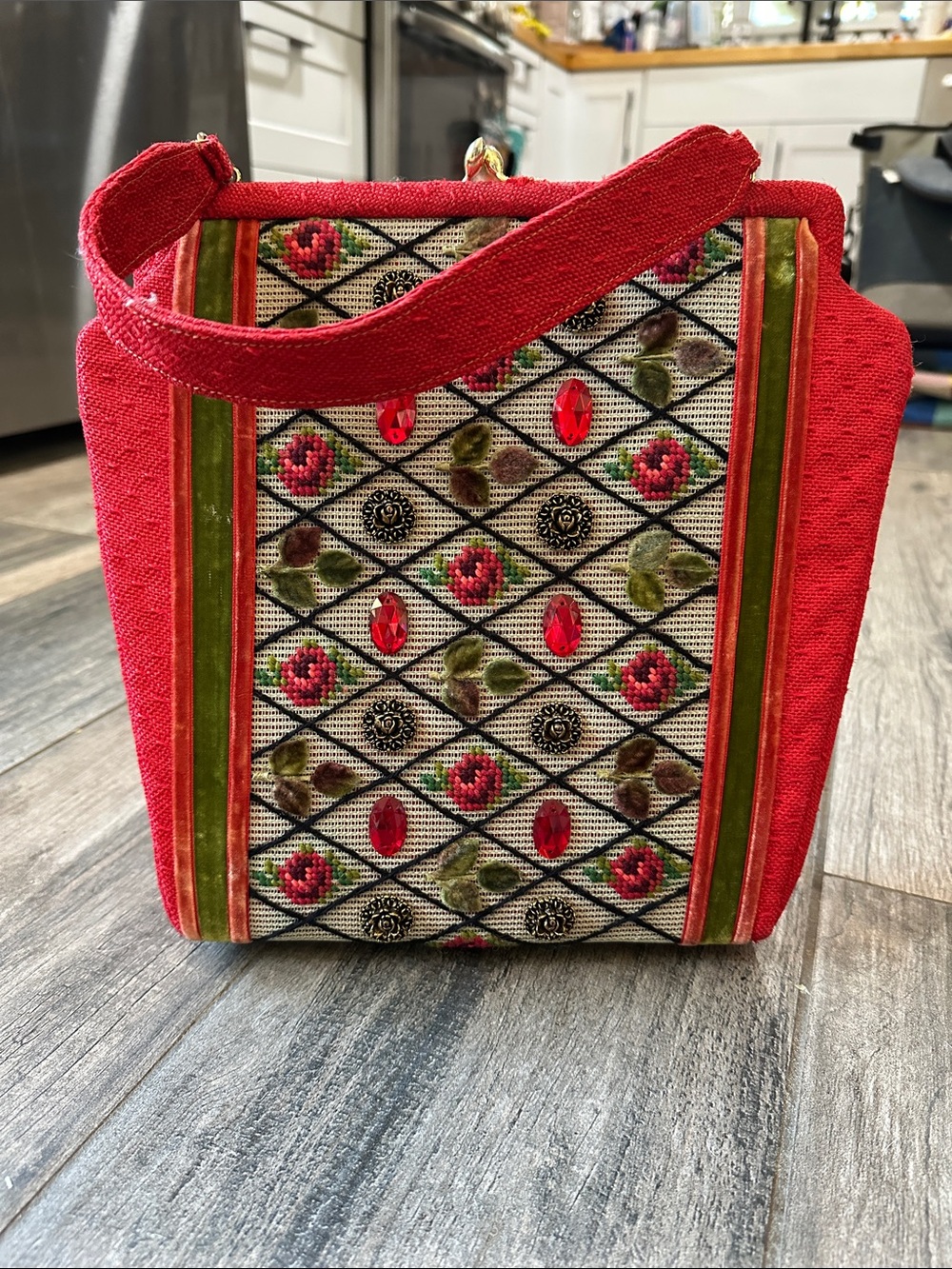 Jolles Original vintage Red Floral Embroidered hand Bag